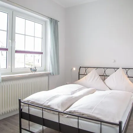 Gaestehaus Daheim - 05 Mit Balkon 아파트 샬베우츠