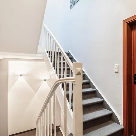 Gaestehaus Daheim - 05 Mit Balkon 아파트 샬베우츠